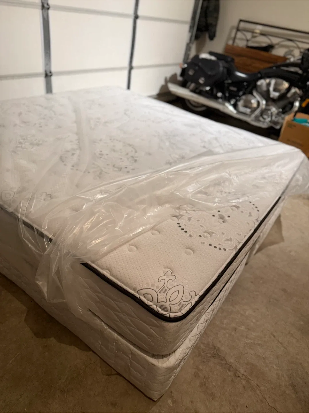 King Mattress and Box Spring. Delivery $