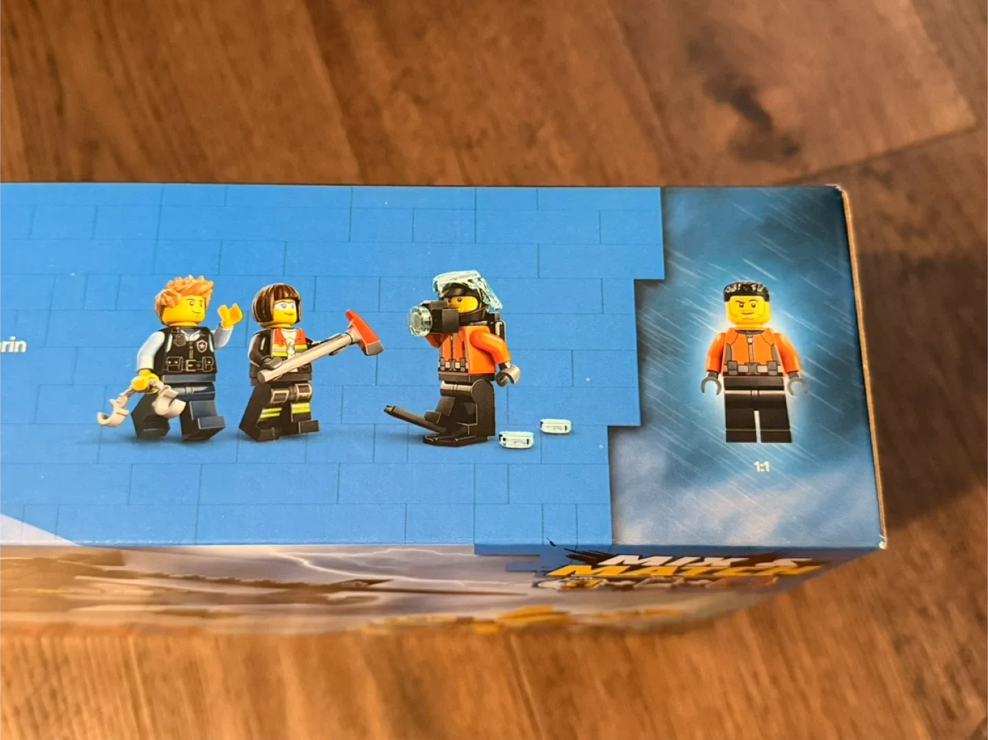 Brand New LEGO City 60462 3 in 1 Remix image indicator(6)