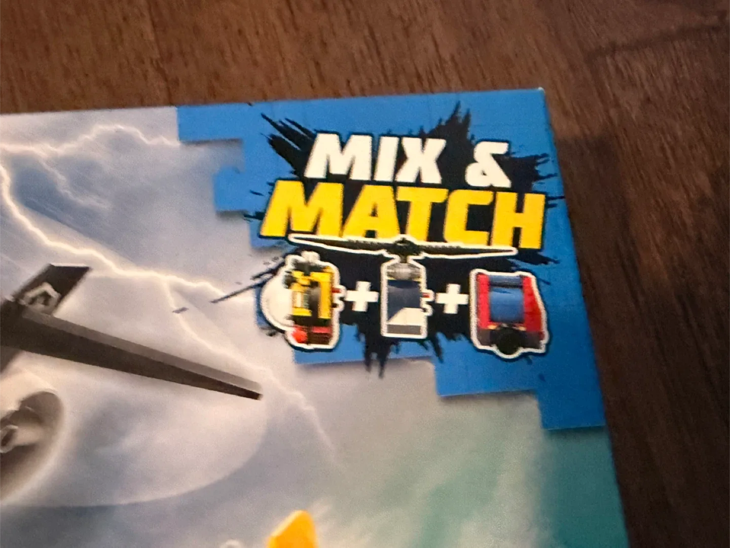 Brand New LEGO City 60462 3 in 1 Remix image indicator(4)