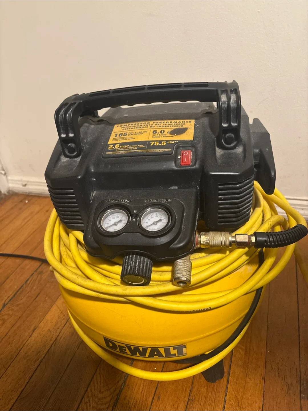 DeWalt 6.0 Gal Tank Air Compressor