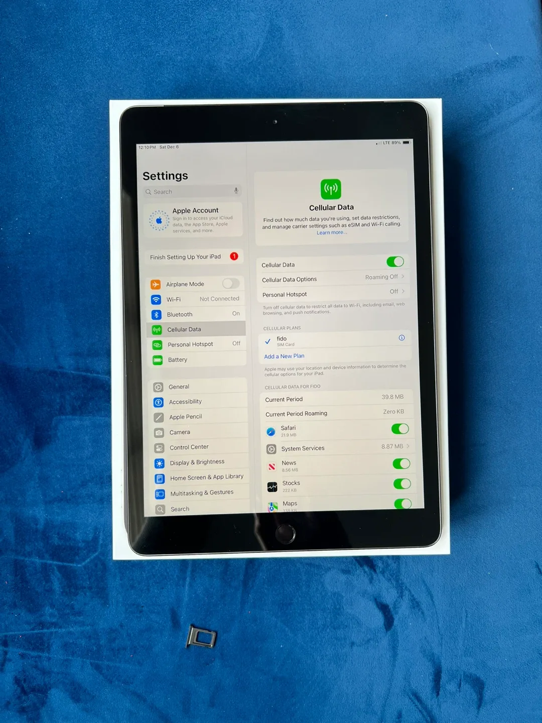 Apple iPad cellular+ WIFI (Gen 7 ) image indicator(4)