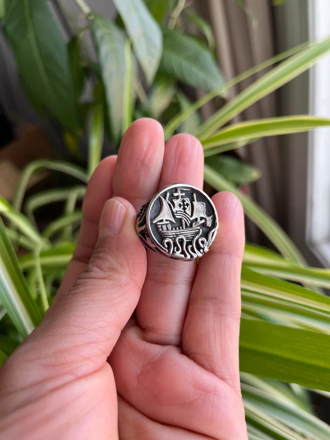 Stainless steel Ring with Ship Design size 10