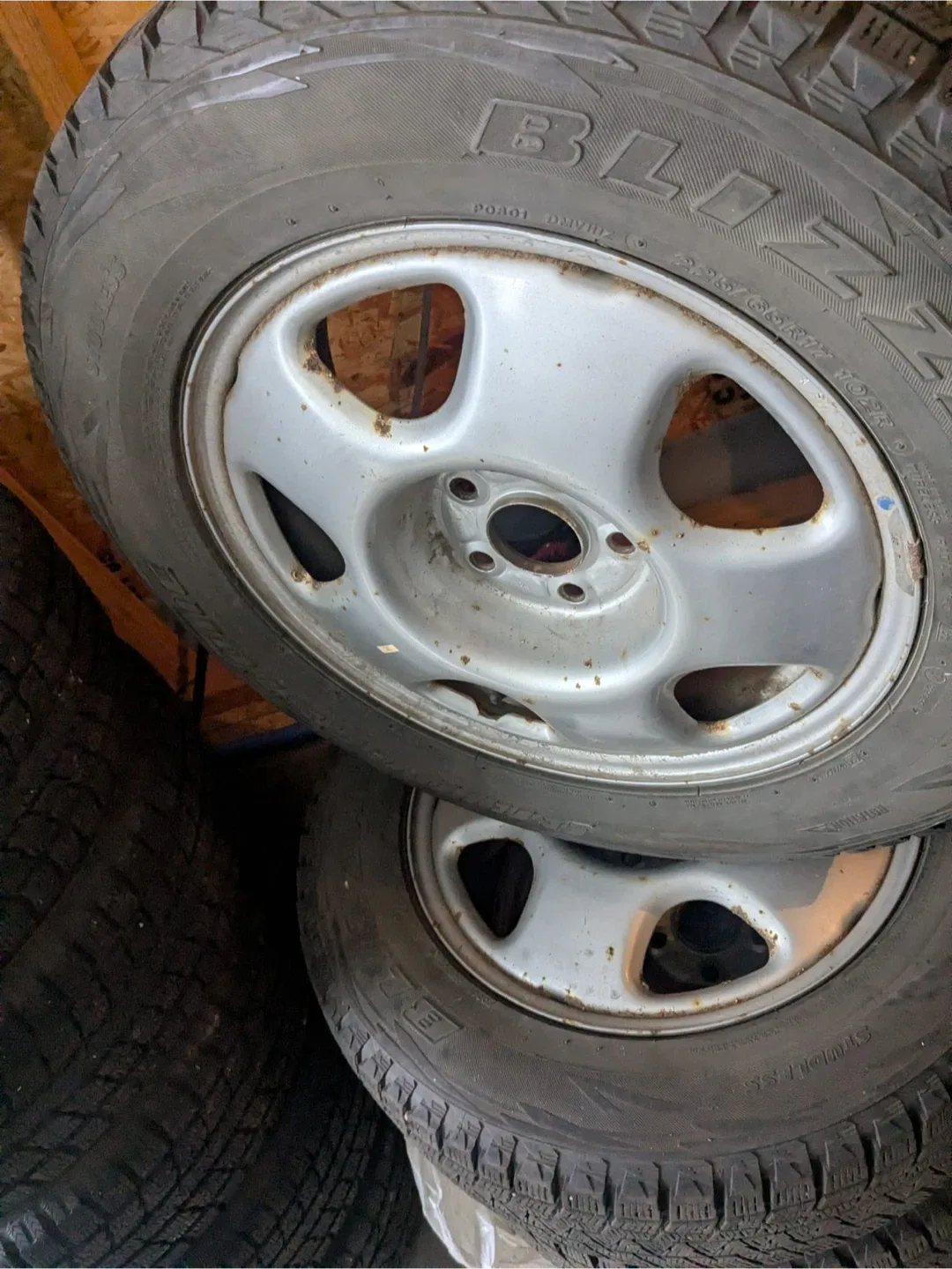 225 65 r17 tires with rims call 780 884 7800 image indicator(3)