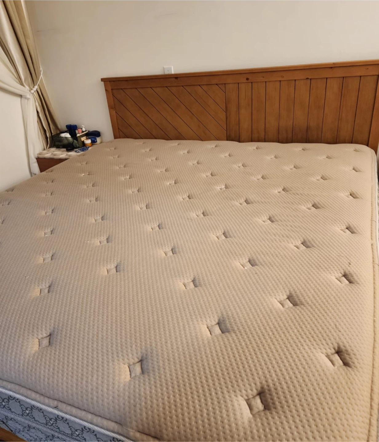 King bed frame and Mattress - King Size - photo 2