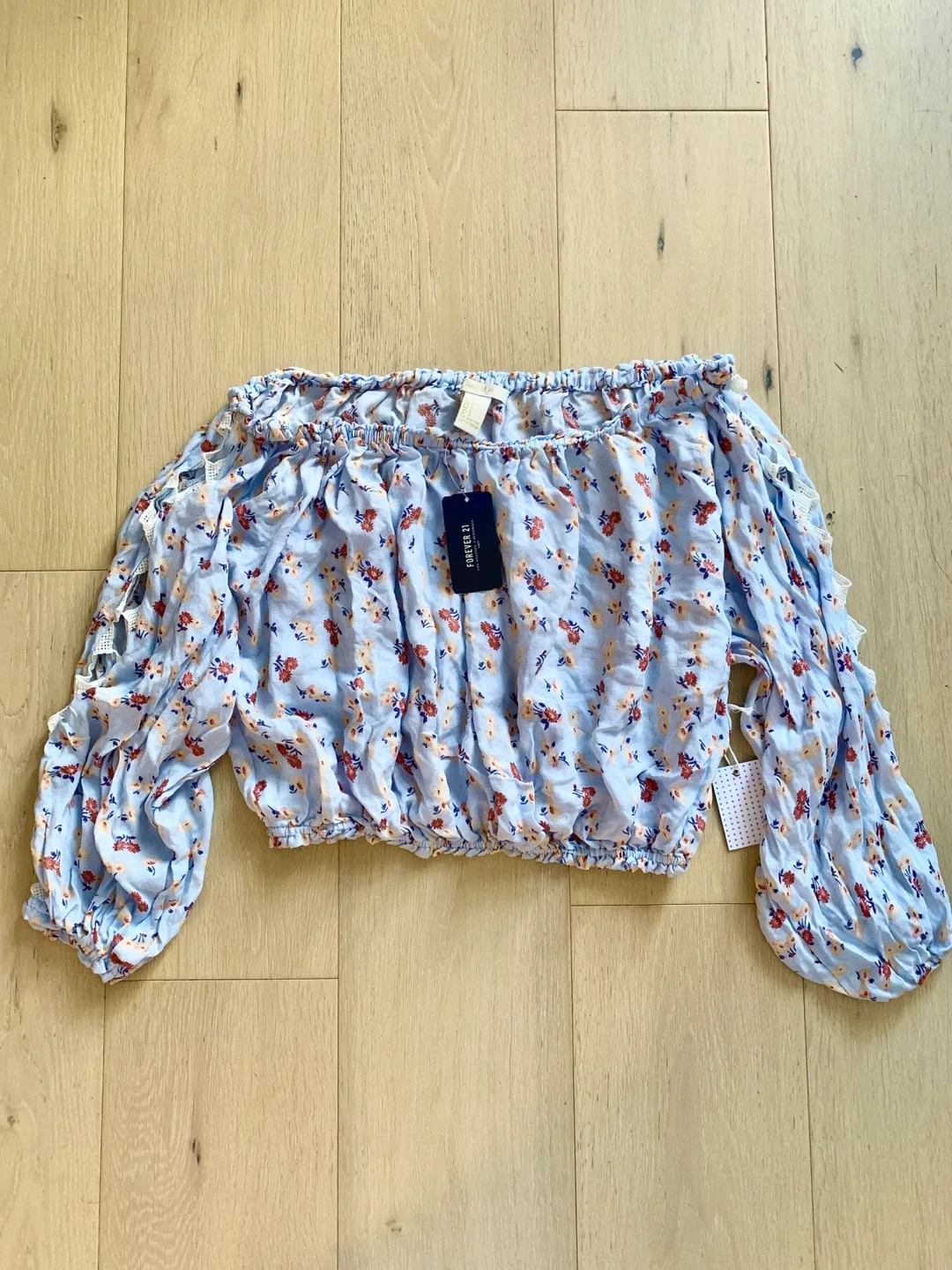 New Forever 21 Floral Print Off-the-Shoulder Top - Size S