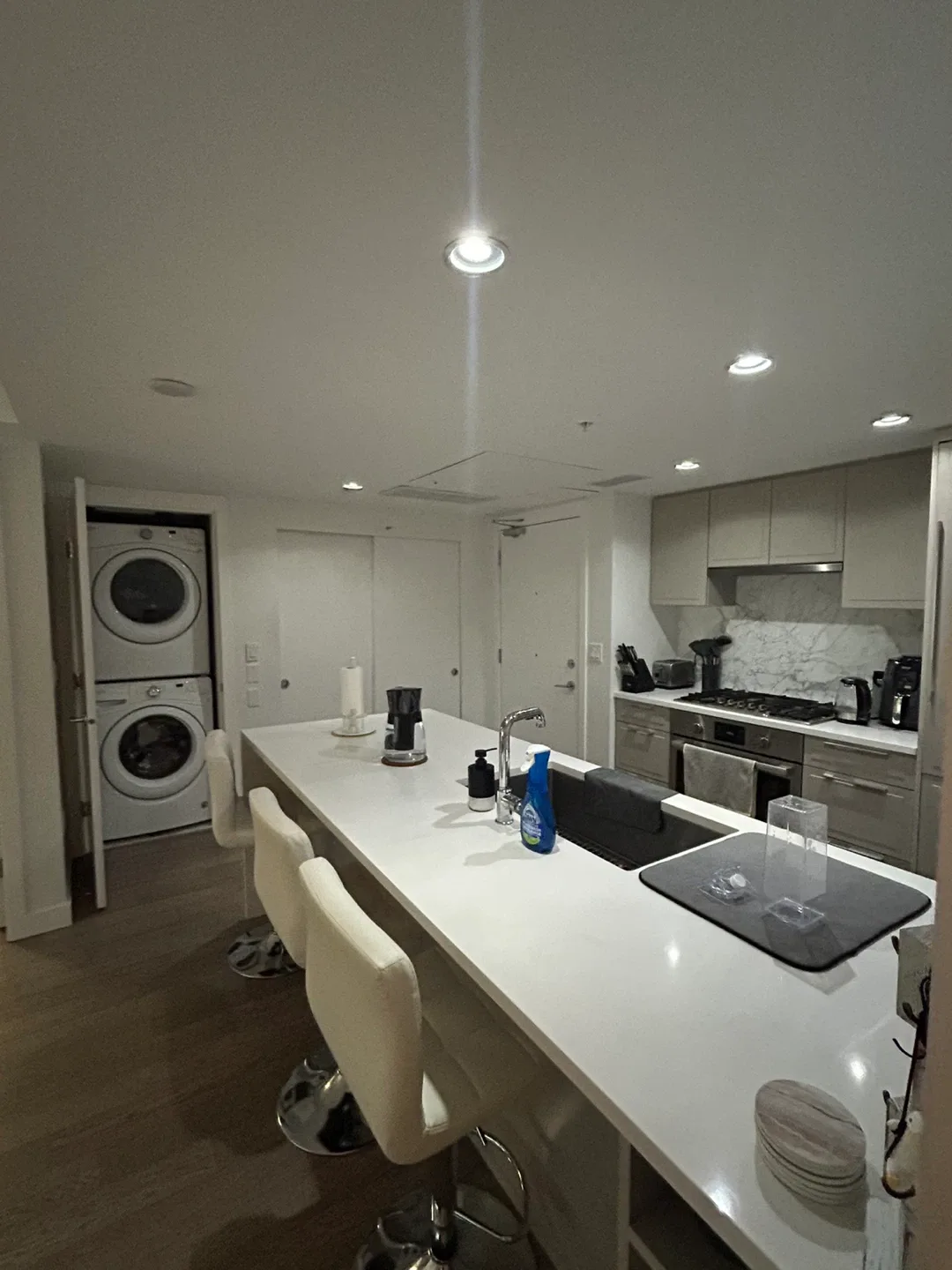 Private Room for Rent! image indicator(3)