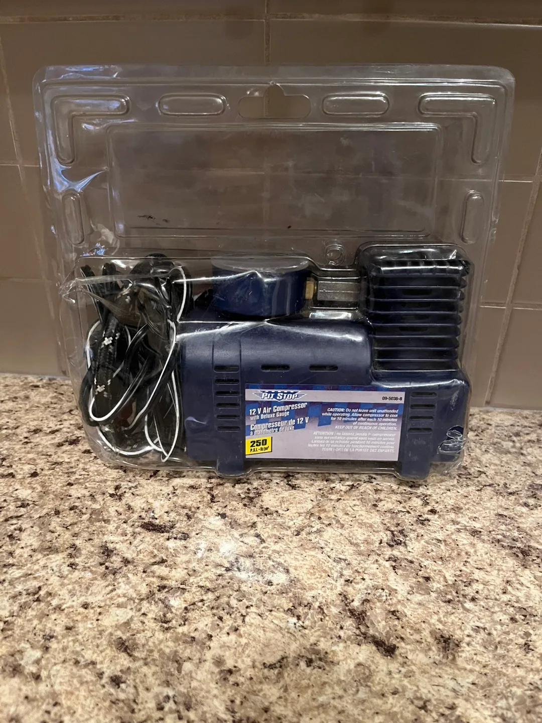 New IIT Mini Air Compressor - 12V image indicator(4)