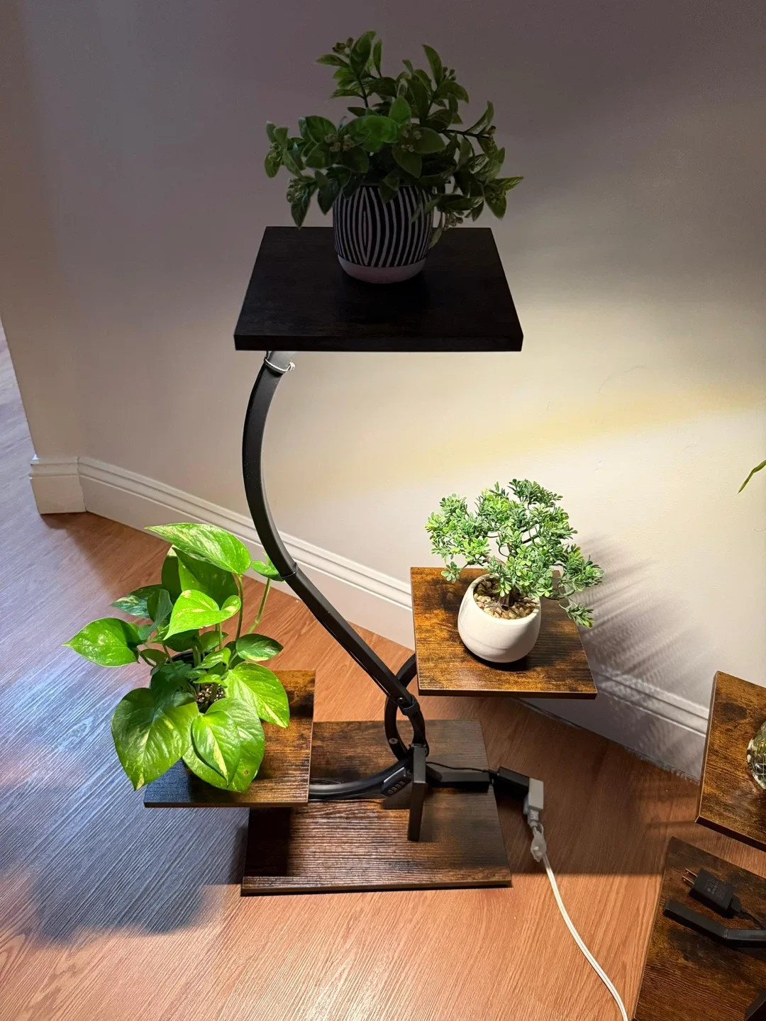 Set of 2 Plant Stands image indicator(2)