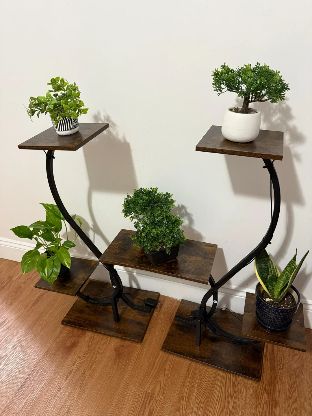 Set of 2 Plant Stands image indicator(7)