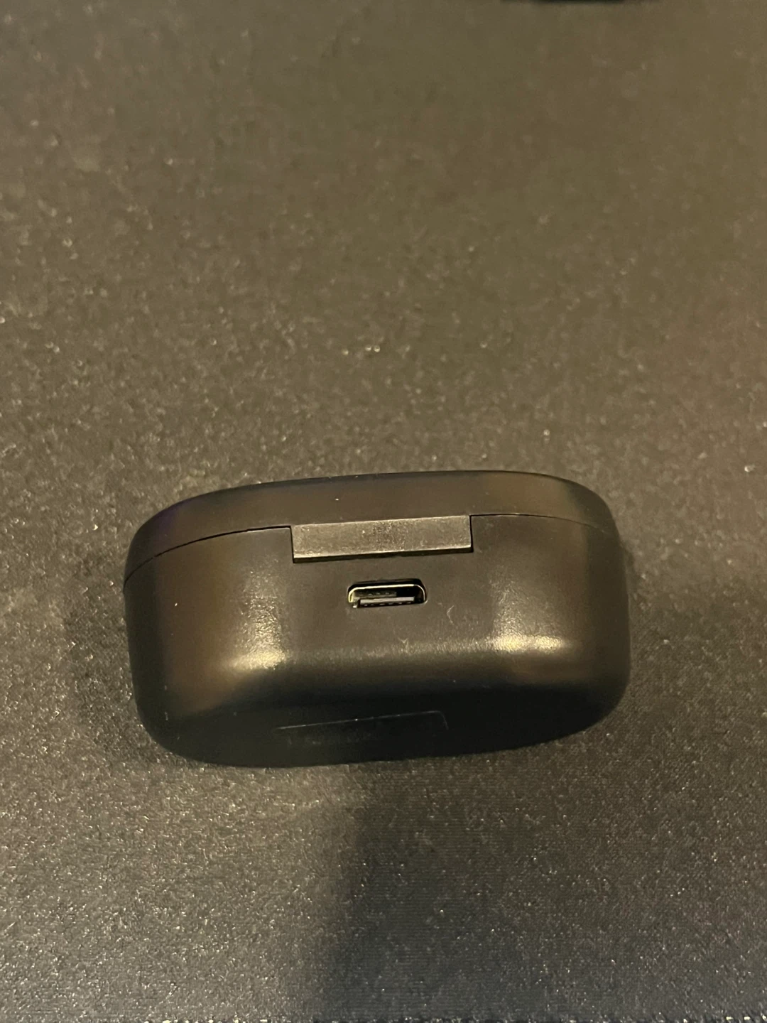 Black Wireless Earbuds - photo 2