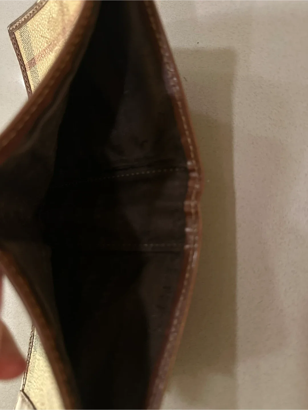 Burberry London Wallet image indicator(6)