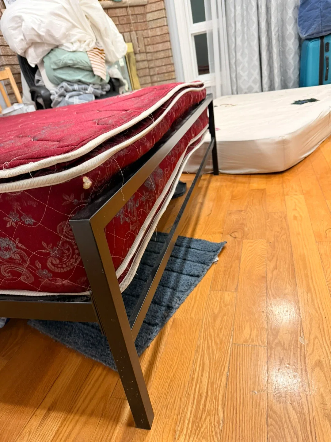 Queen metal Bed Frame with 2 Mattress image indicator(4)