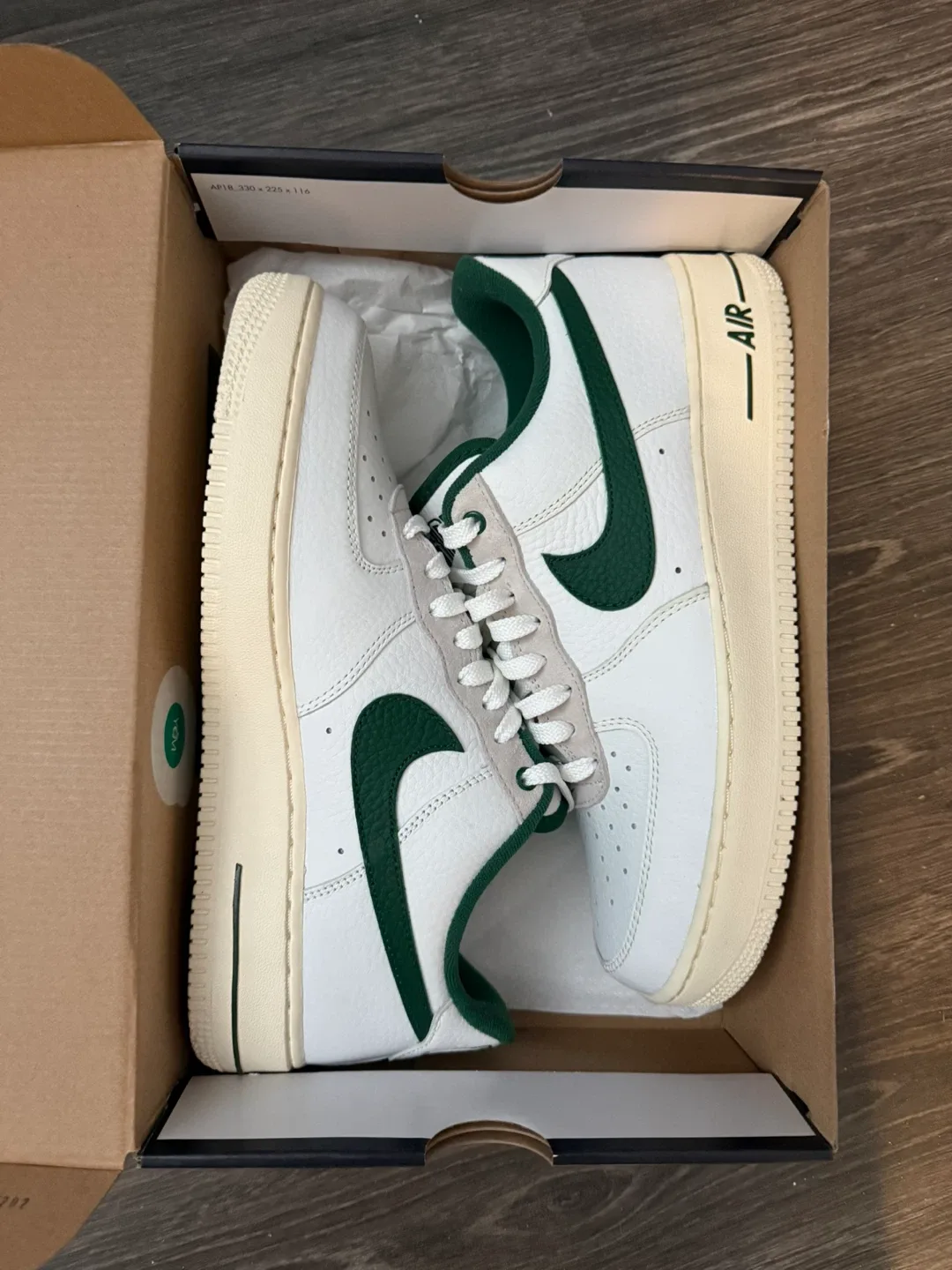 Nike Air Force 1 size 10.5