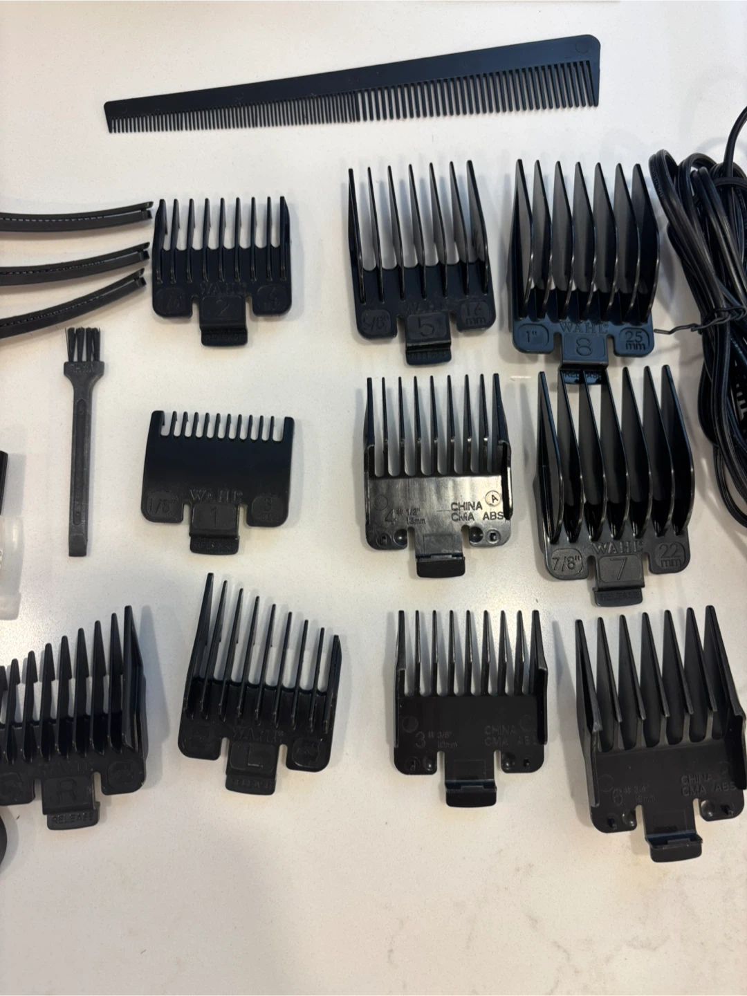 Wahl Razor & Haircutting Kit with Thinning Scissors - photo 4