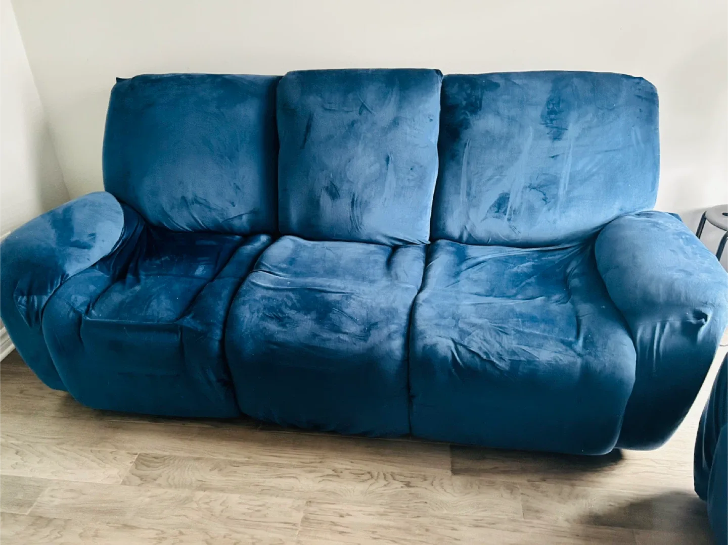 Reclining Sofa