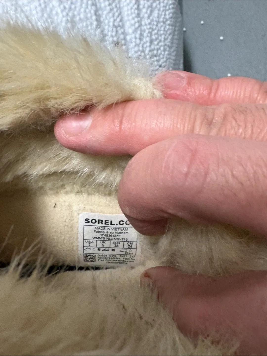 Sorel Women's 7 US Winter Boots image indicator(6)