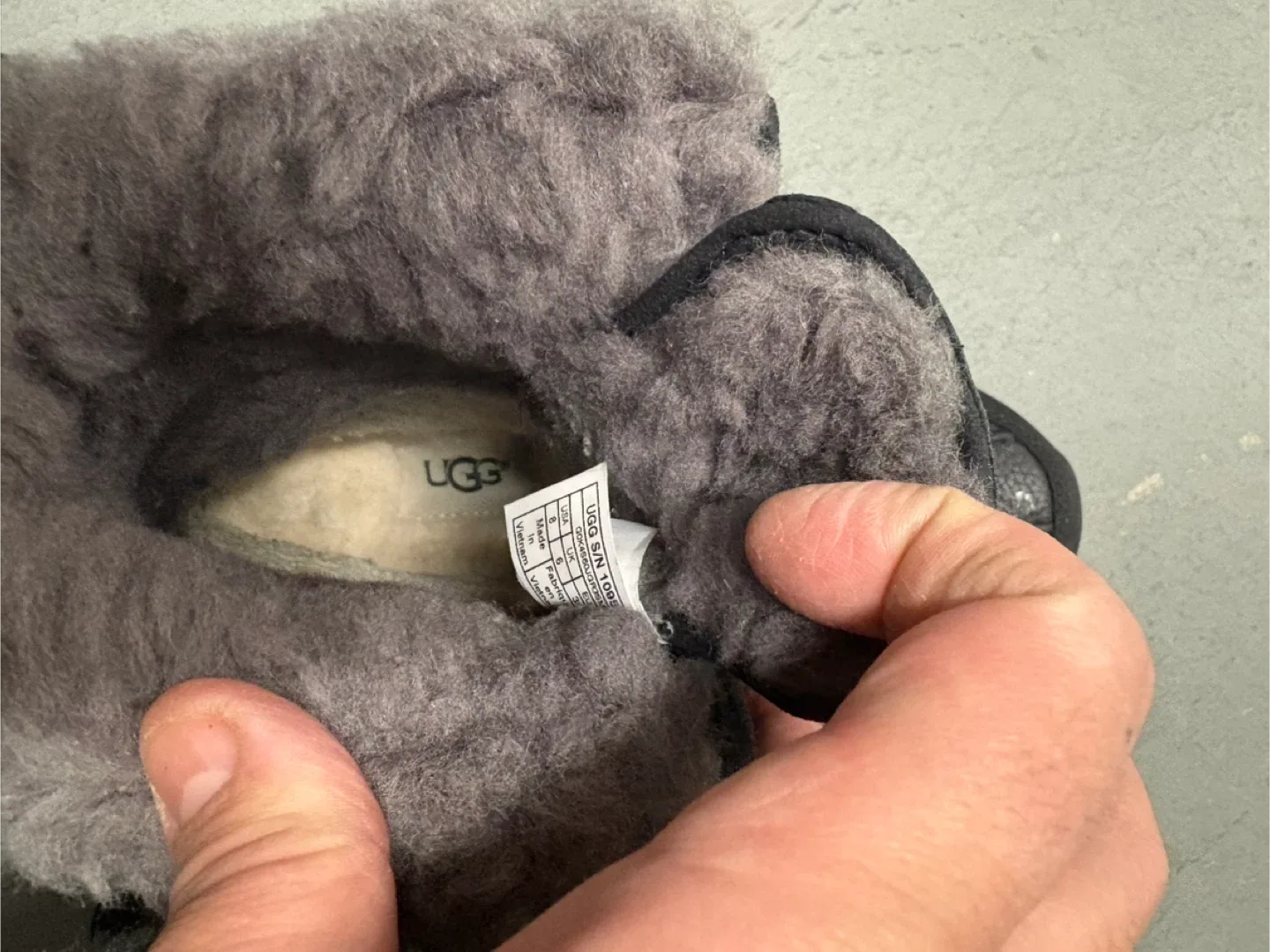 UGG Waterproof Leather Boots - Size 8 image indicator(4)