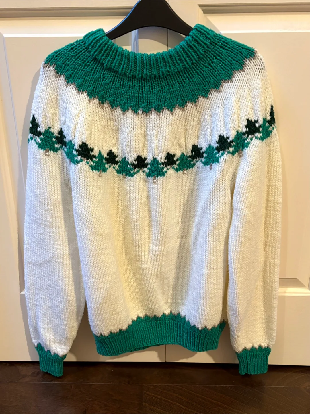 Hand-Knitted Wool Sweater - Green & White image indicator(3)