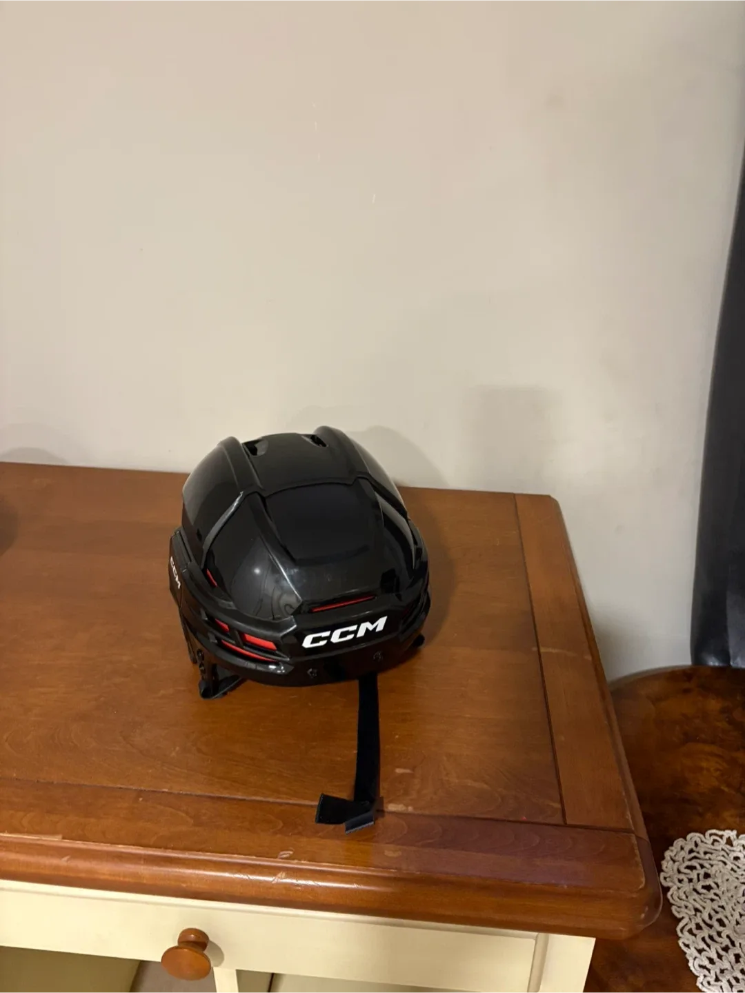 CCM Hockey Gloves & Helmet - Black