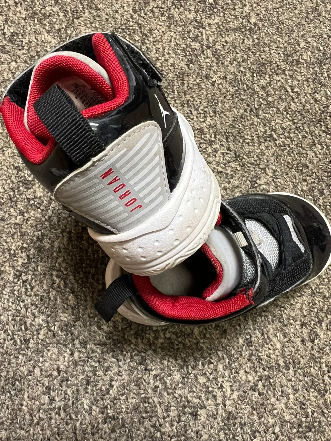 Jordan Toddler Shoes - Size 6C image indicator(2)