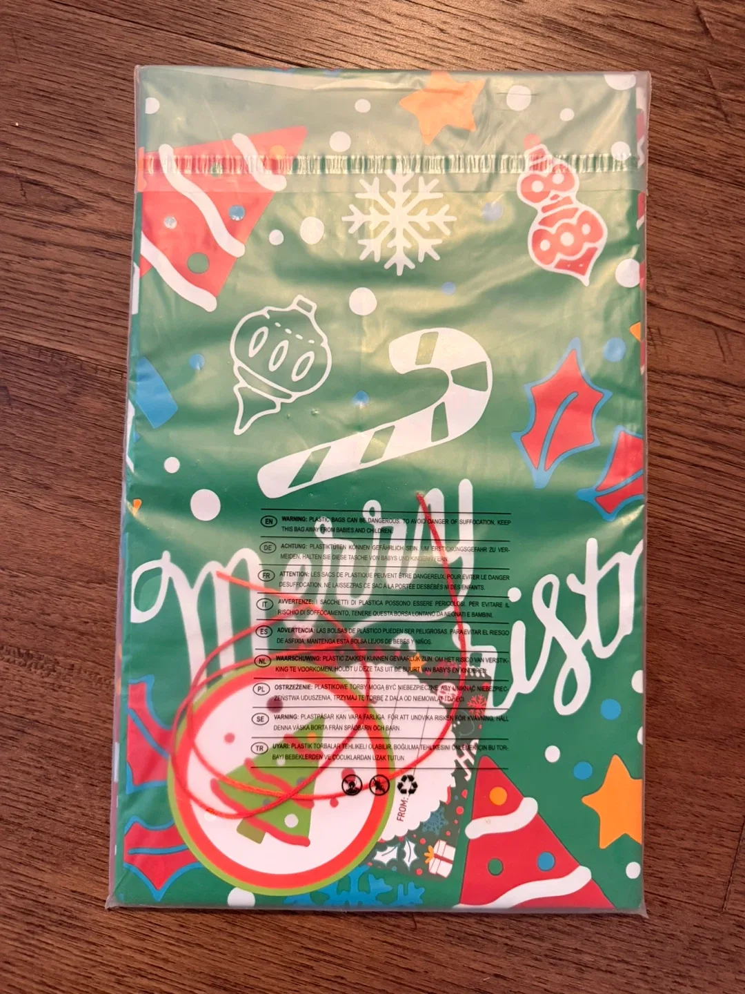 3 Brand New Super Jumbo Christmas Gift Bags image indicator(5)