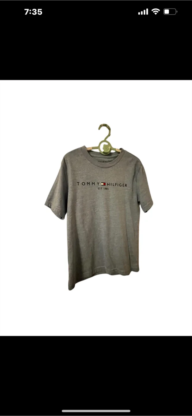 Tommy Hilfiger Grey T-shirt
