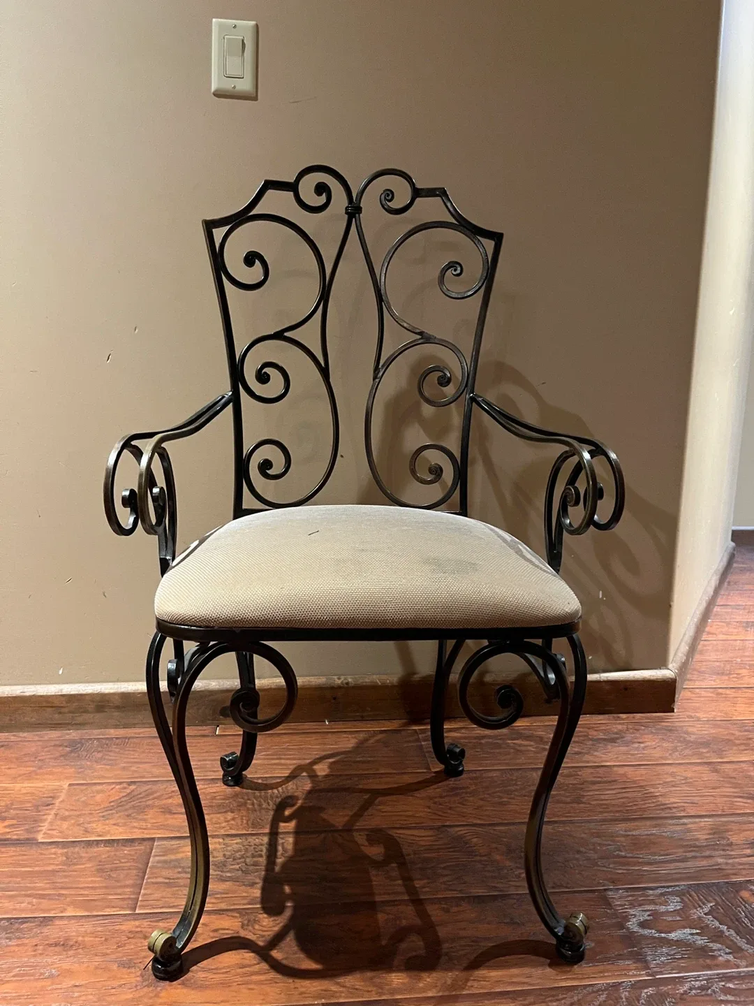 Decorative chair