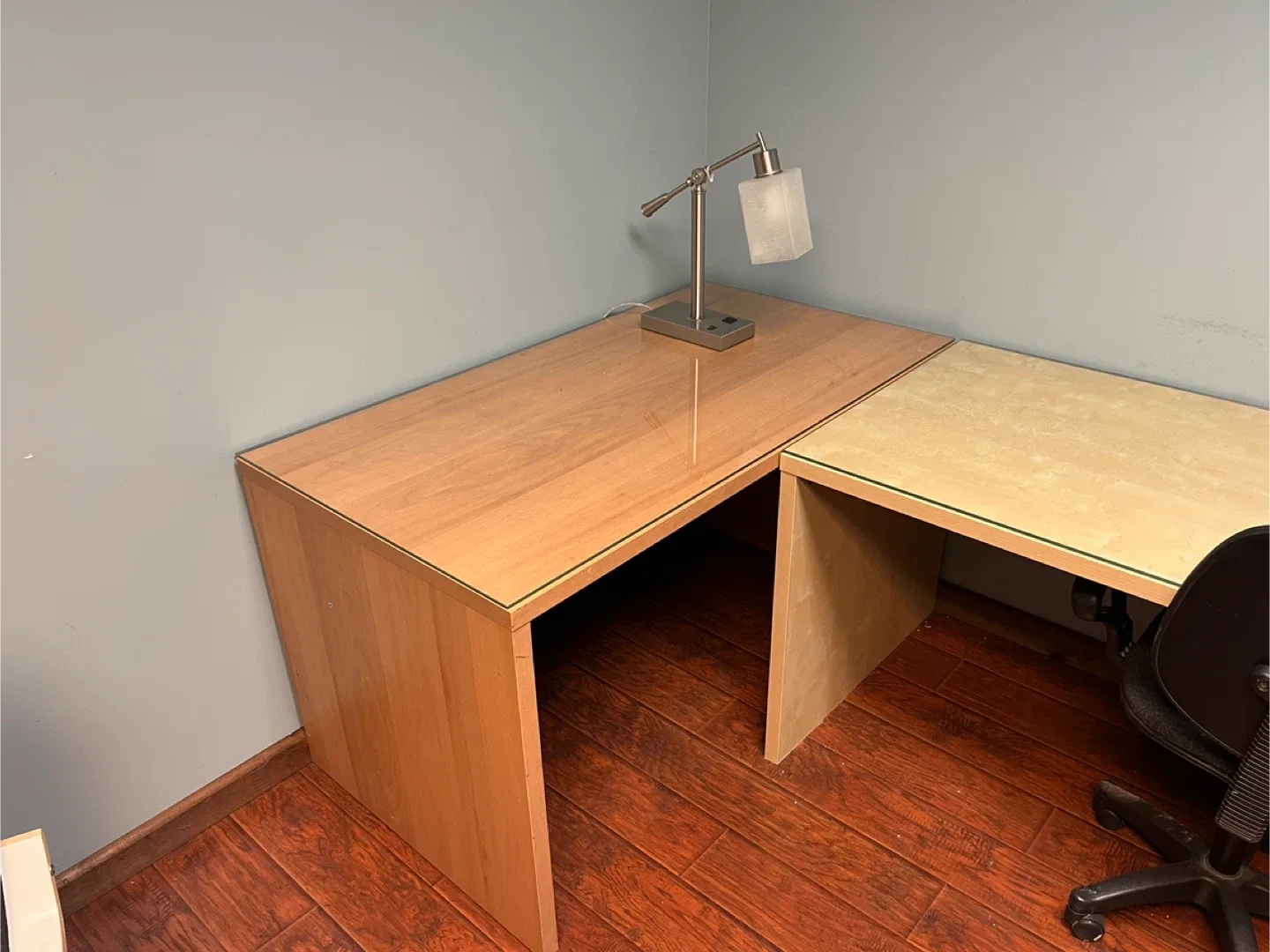 Office desks (please read description) image indicator(3)