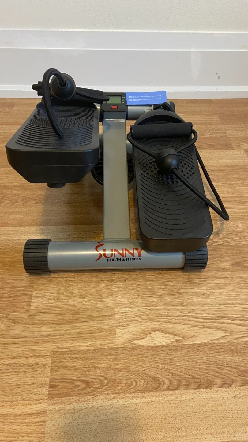Sunny Health & Fitness Mini Stepper with Resistance Bands image indicator(2)