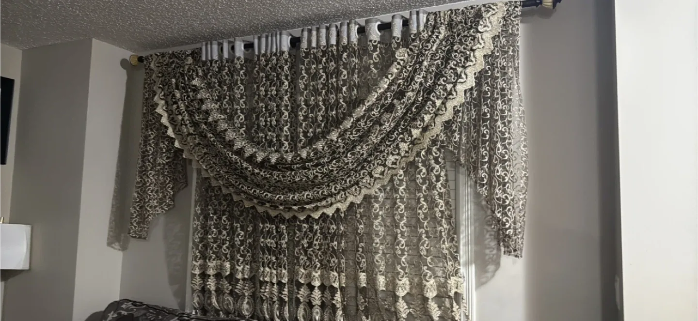 Lace Curtain Set