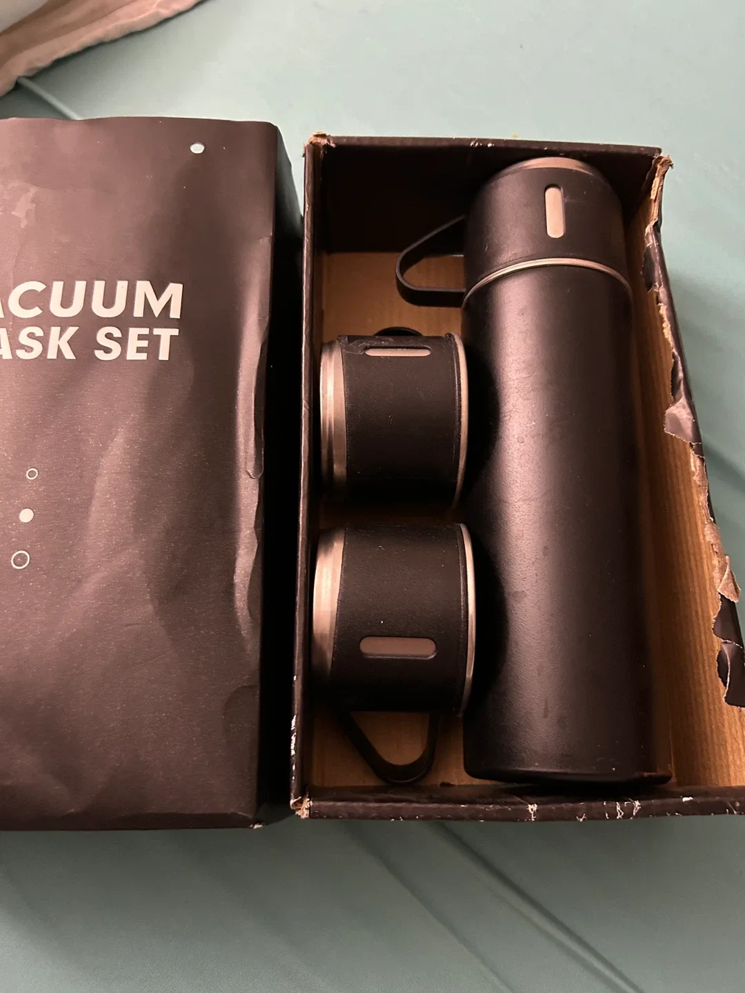 Vacuum Flask Set - New