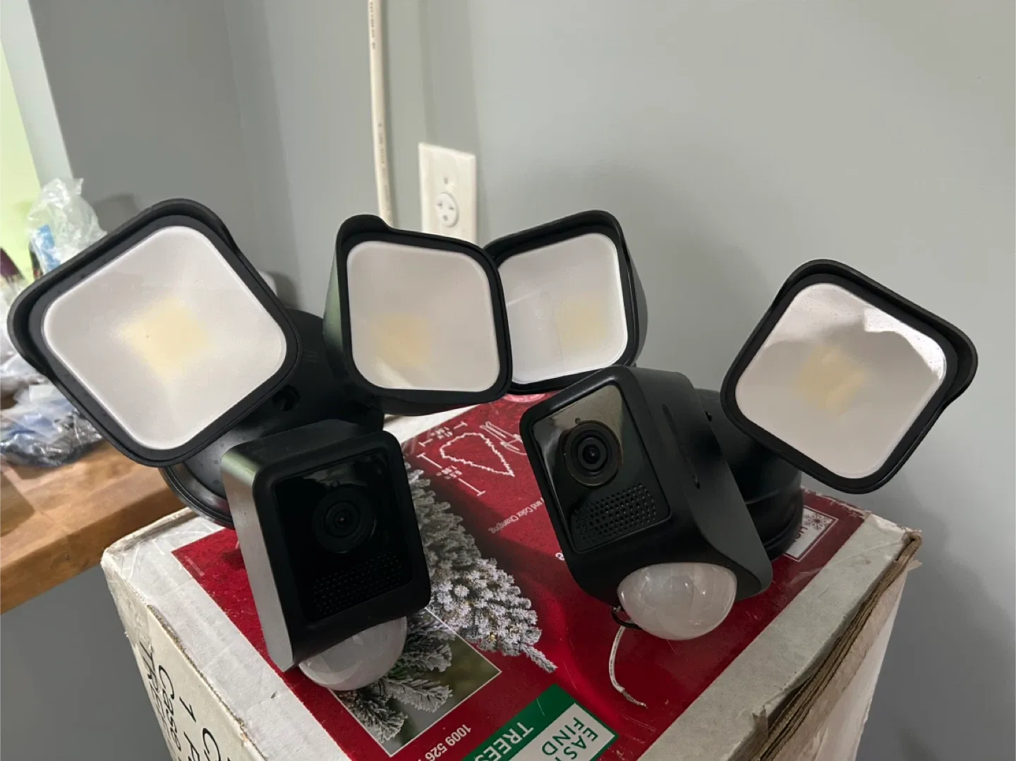 Wyze Cam Floodlight V2