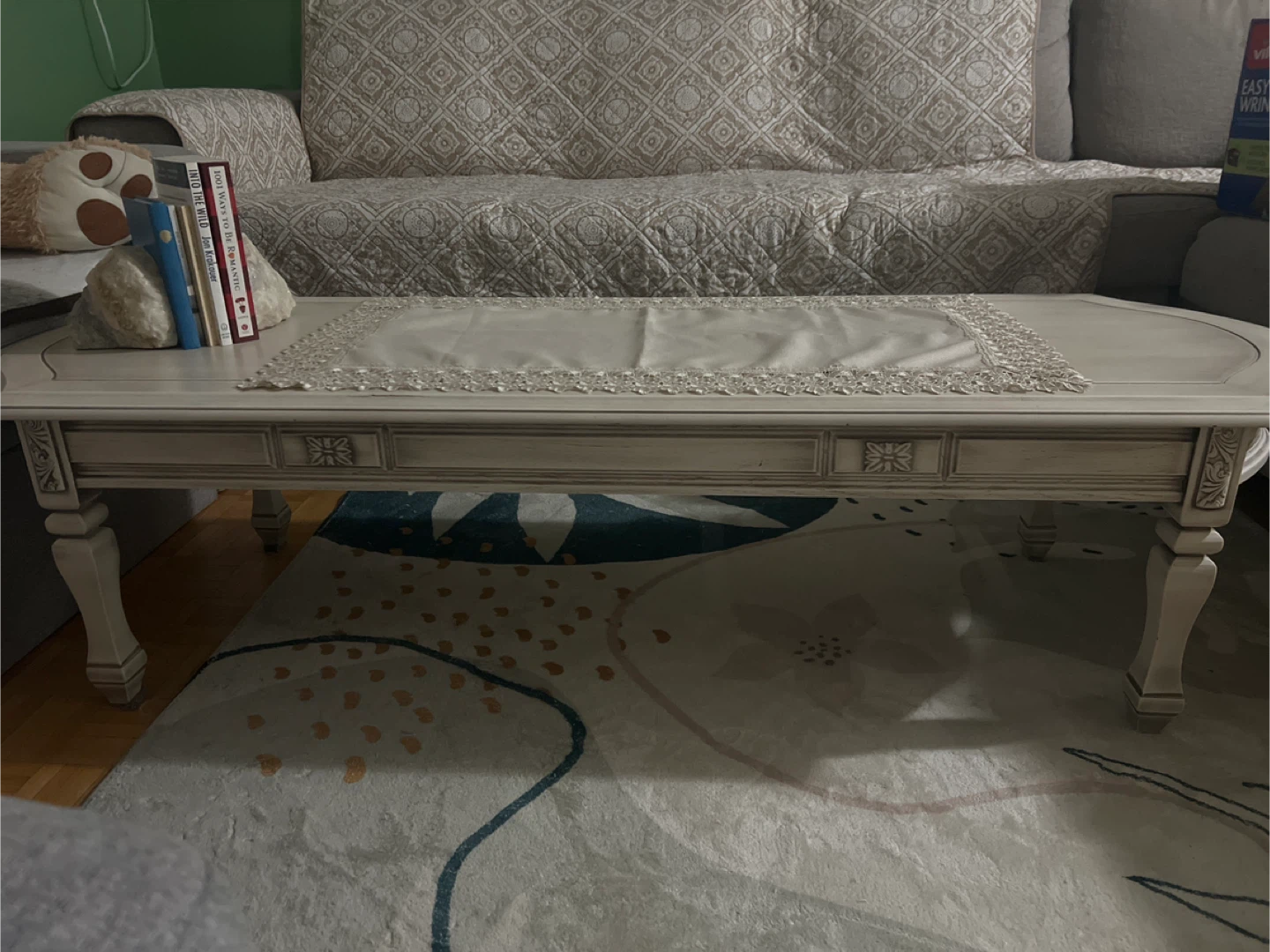 Elegant Coffee Table - Off-White
