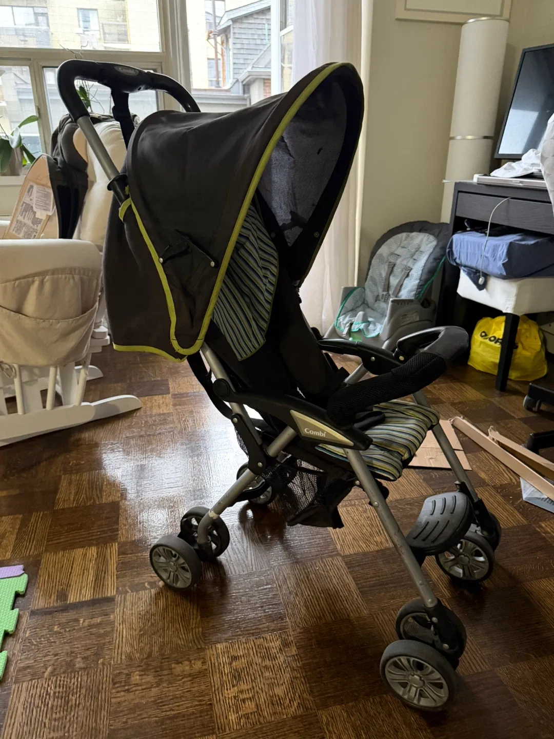 Combi Stroller - Great Condition! image indicator(2)