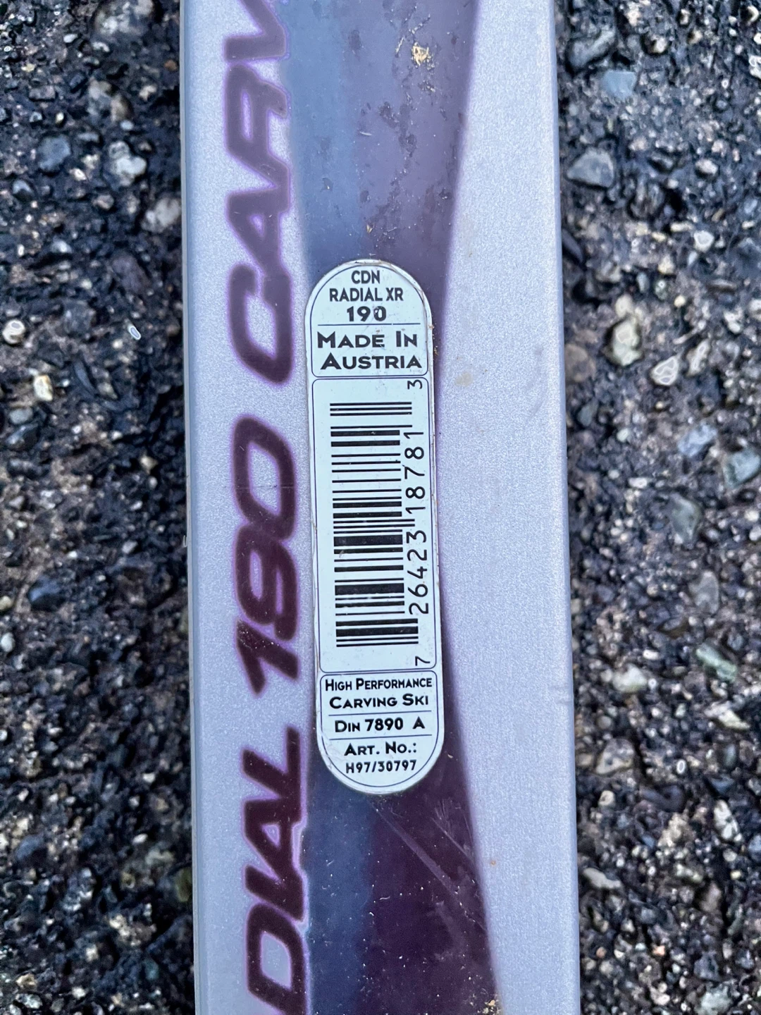 Head Radial 180 Carve Skis