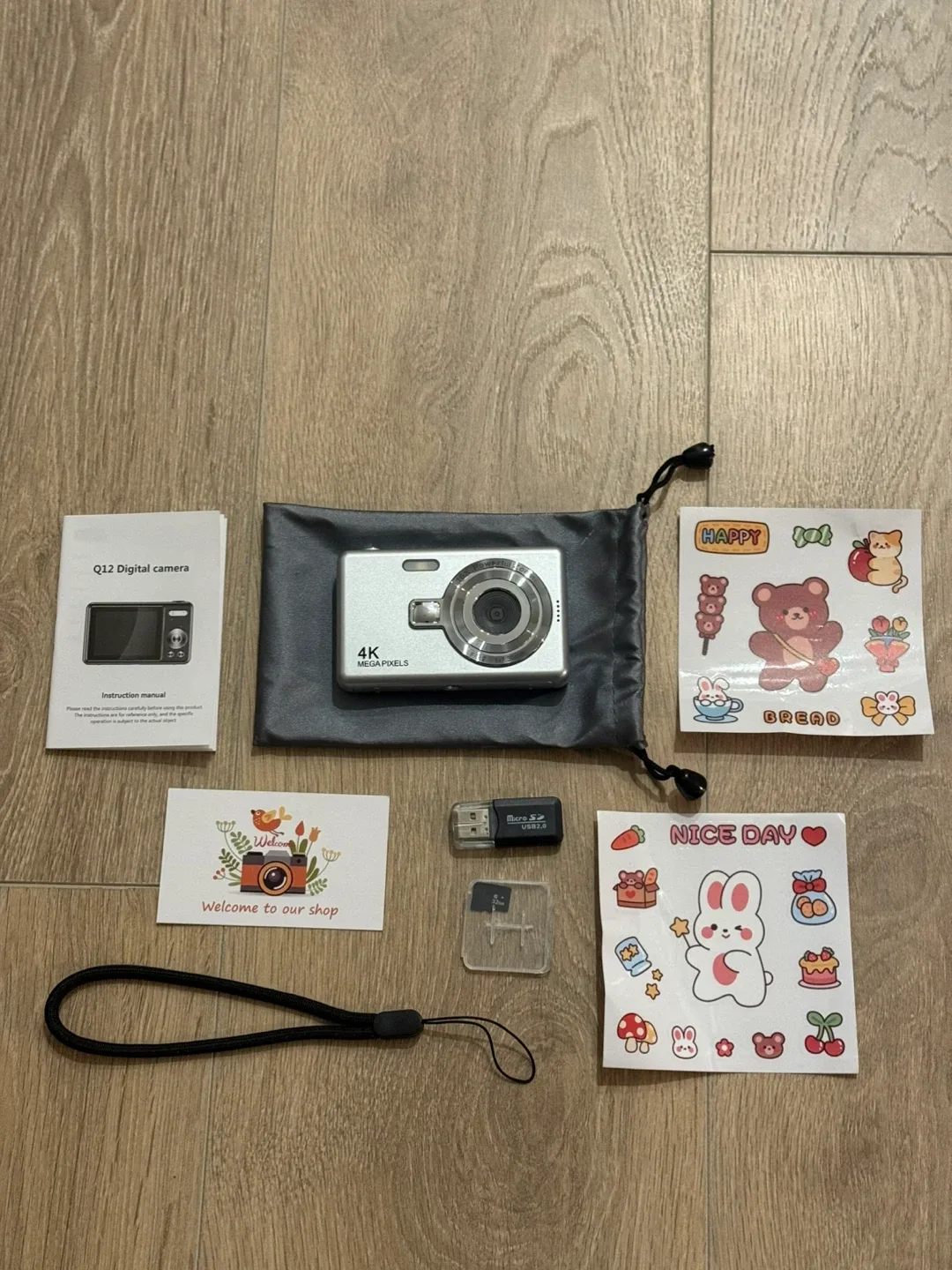 Digital Vintage Camera 4K, New in Box image indicator(3)