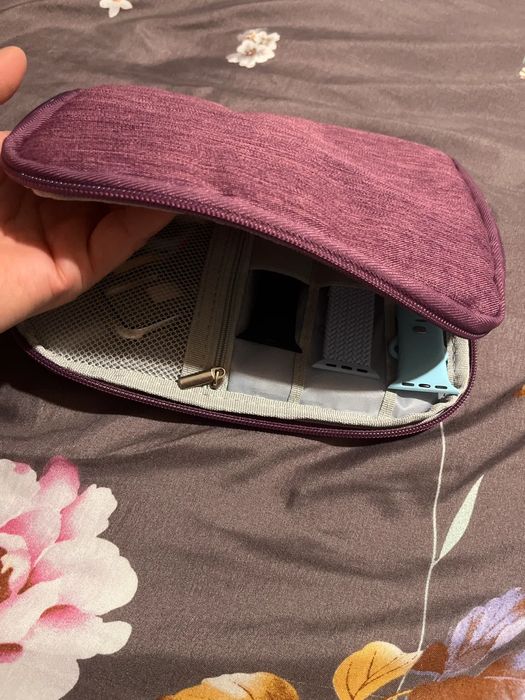 Apple Watch Band & Screen Protector Set image indicator(4)