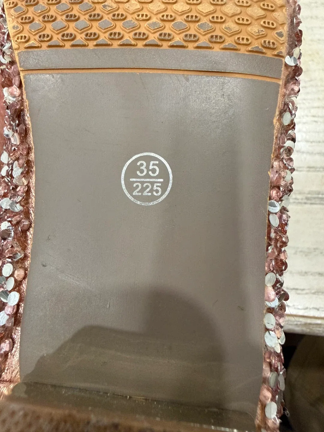 Girls Pink Sparkly Dress Shoes - Size 35 (225) image indicator(2)