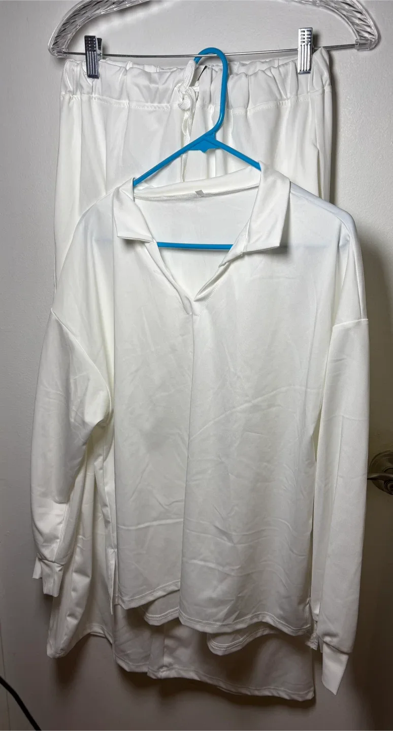 White Loungewear Set - Size XL #cleanout image indicator(4)