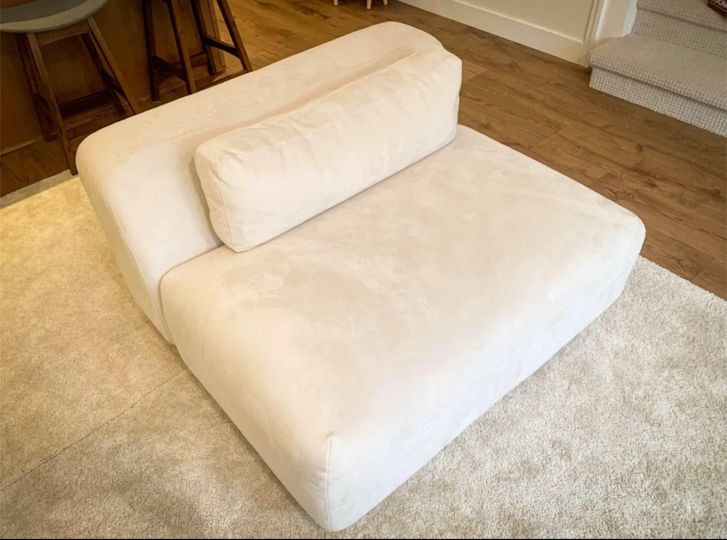 Rove Concepts BODEN love seat image indicator(4)