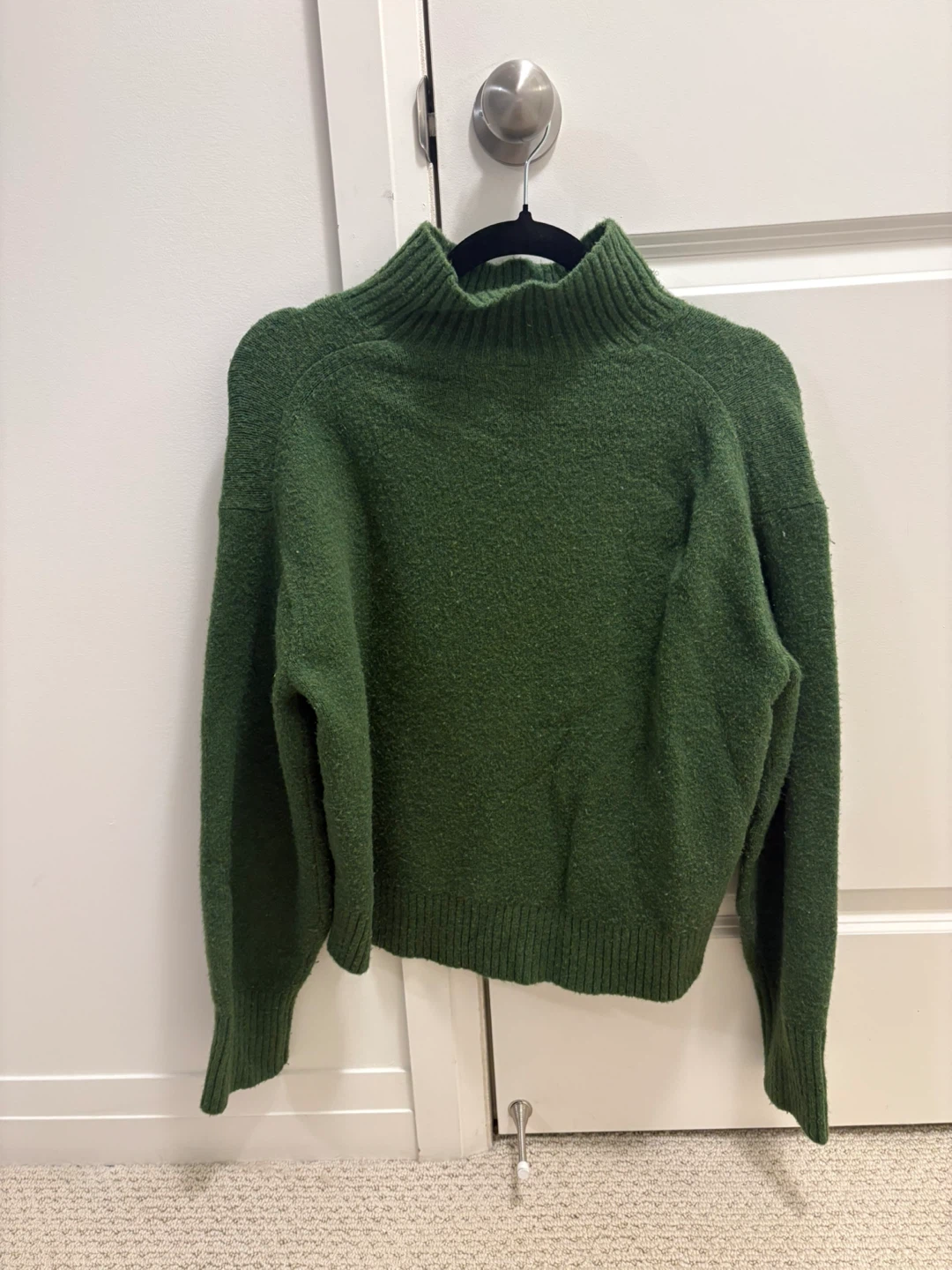 Uniqlo Green Sweater Size XS