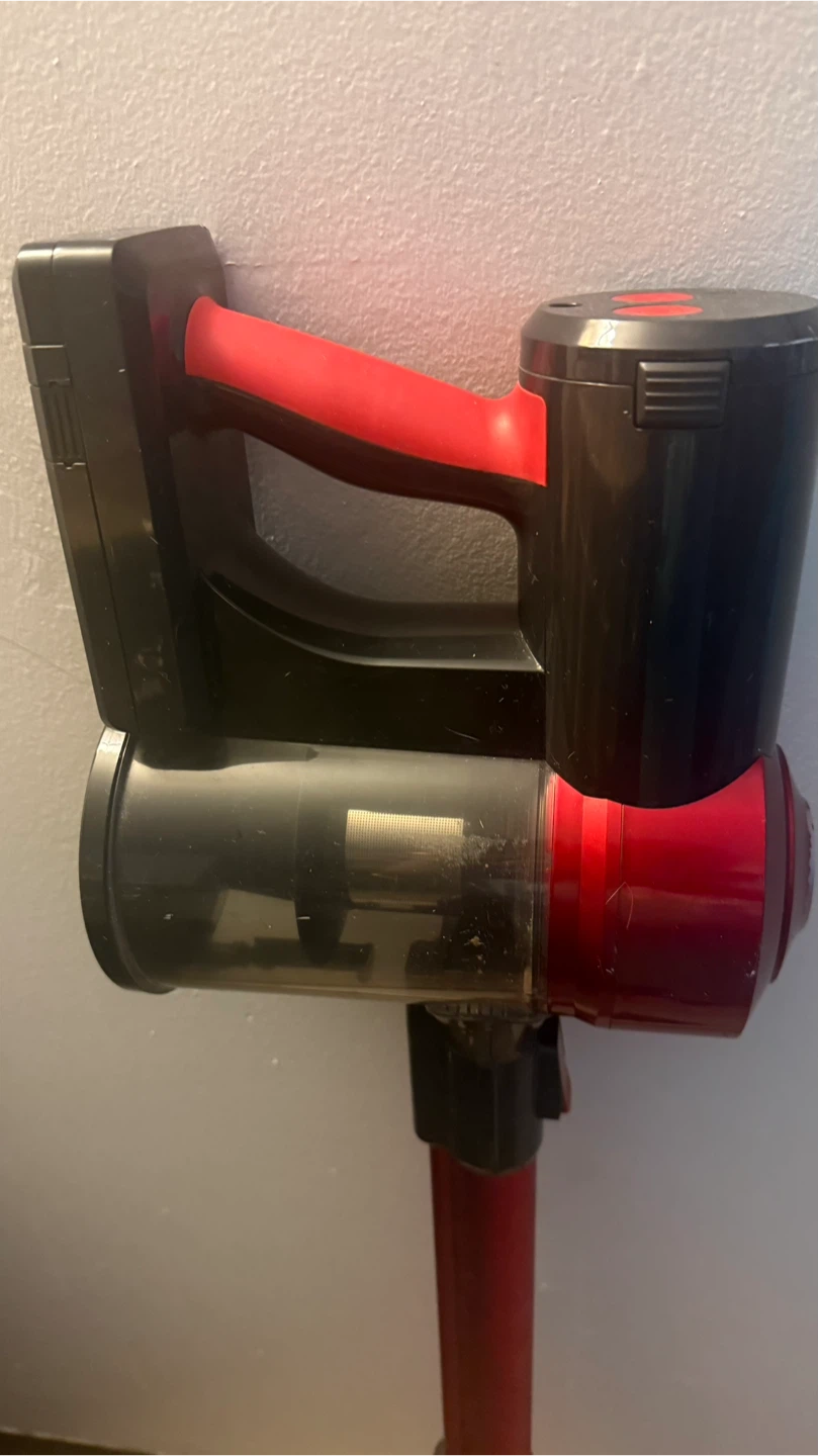 Red & Black Cordless Vacuum - photo 3