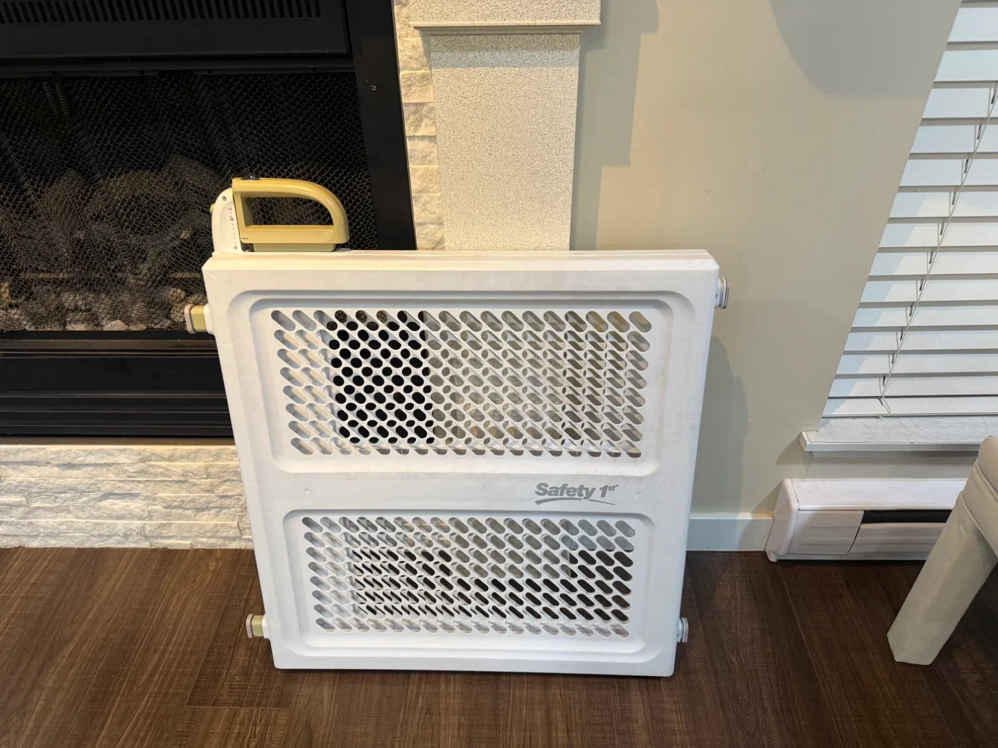 Safety 1st Baby Gate