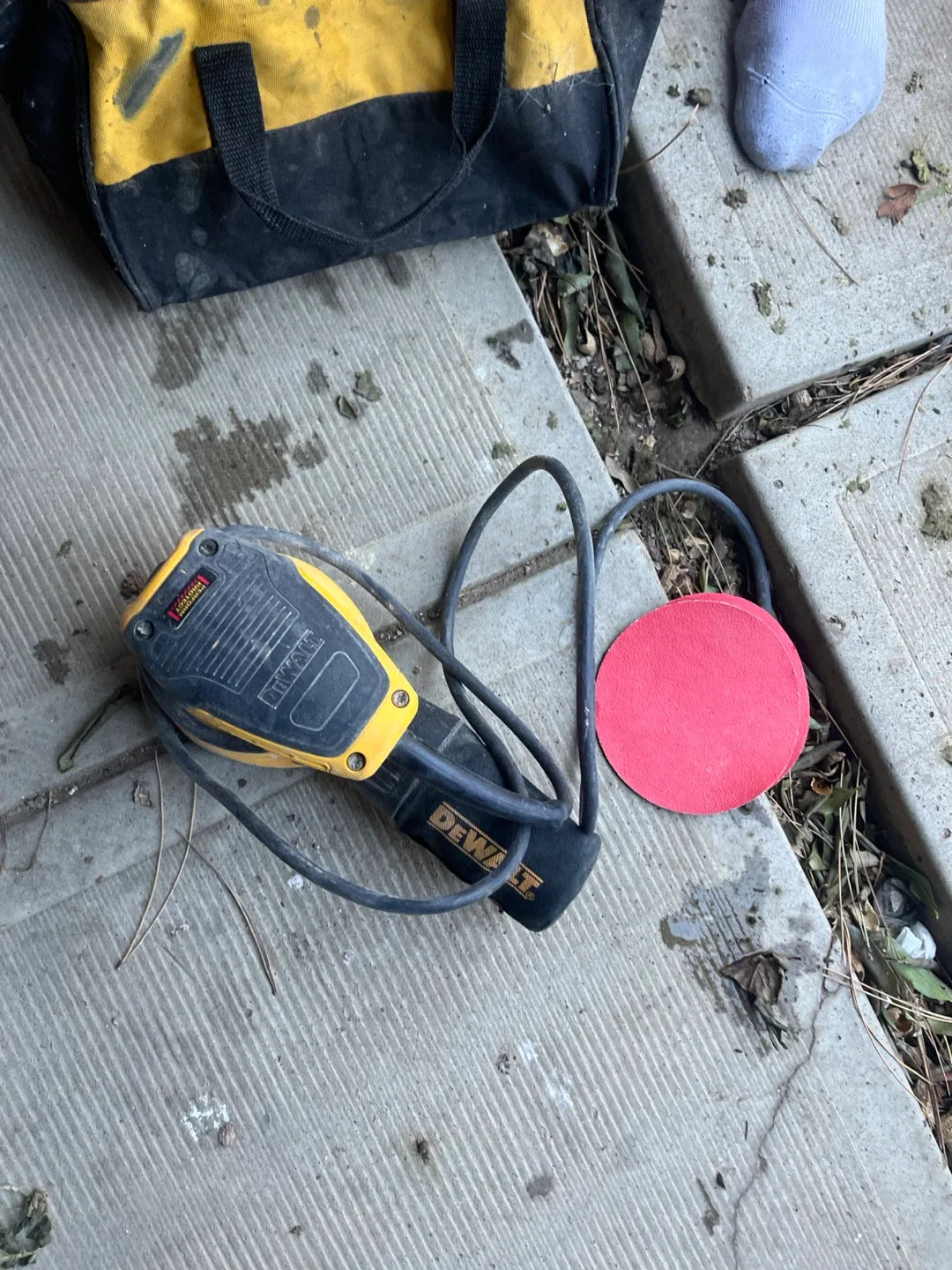 DeWalt Random Orbit Sander image indicator(2)