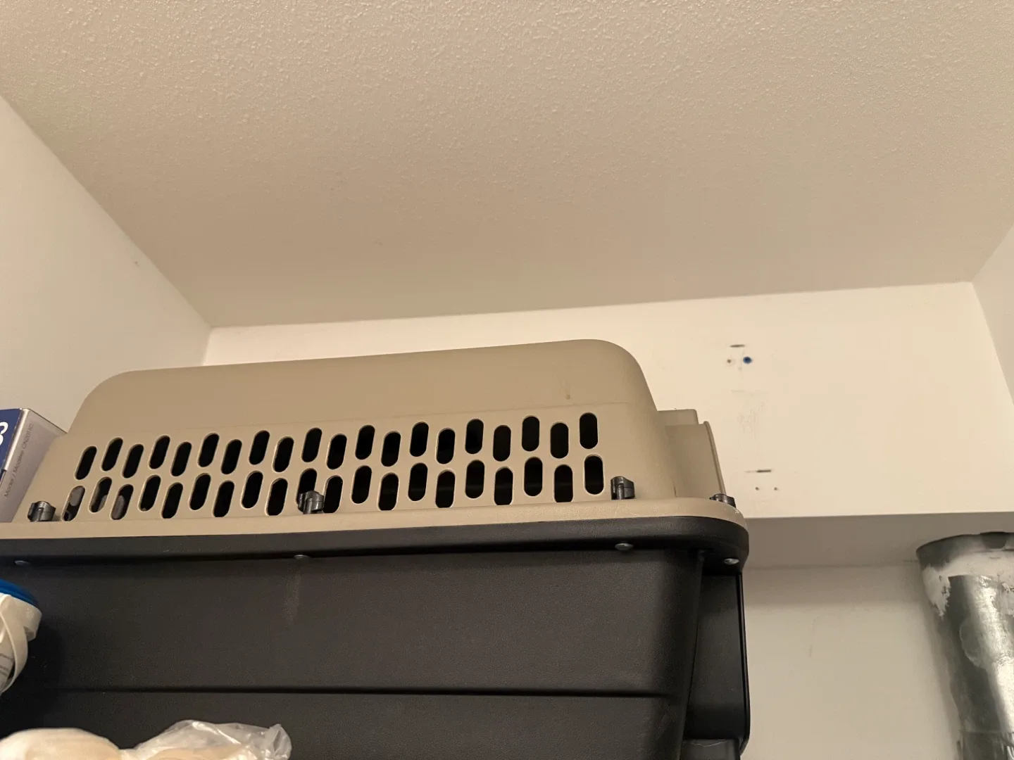 Petmate Pet Carrier Kennel image indicator(2)