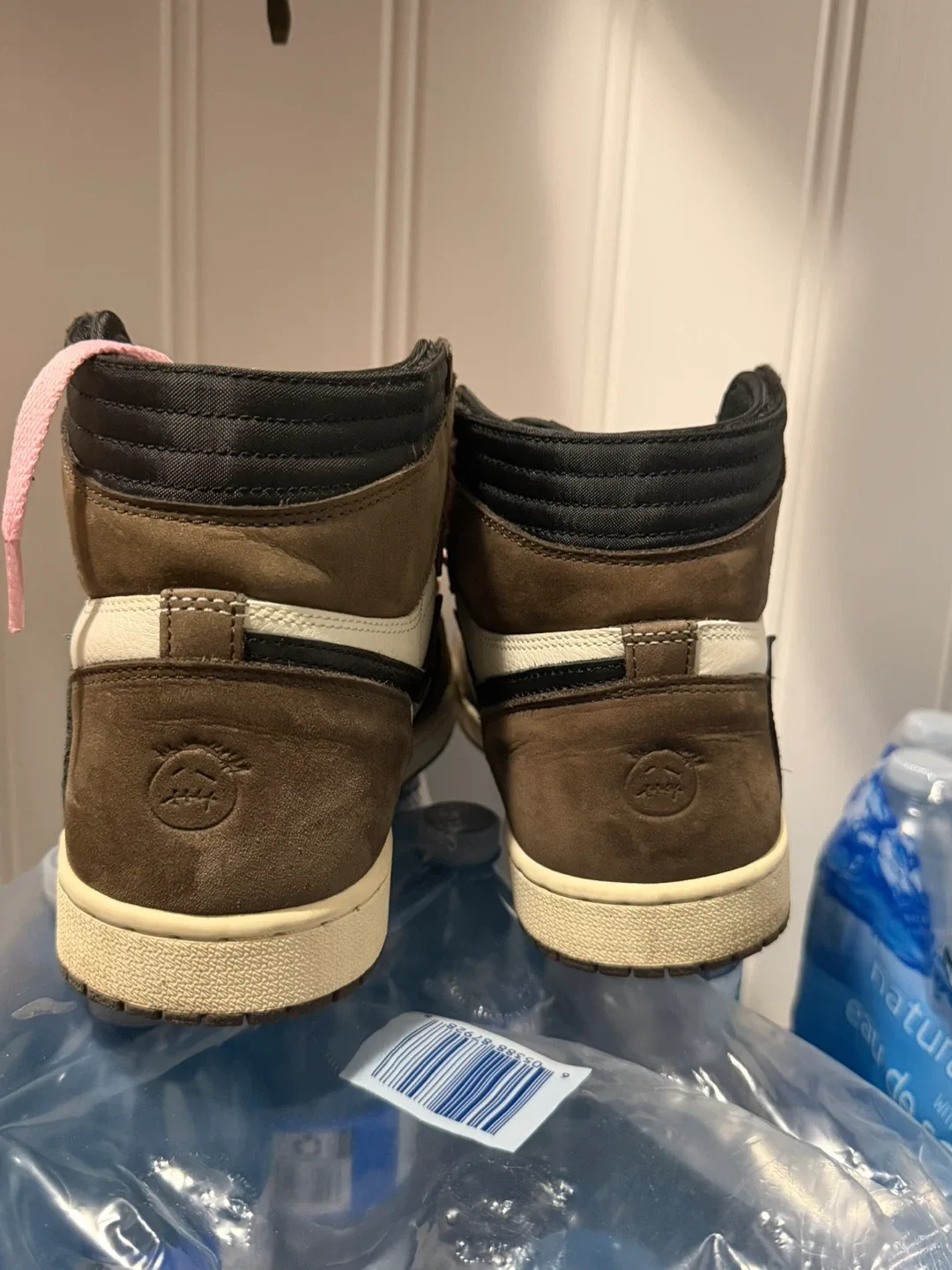 Jordan 1 x Travis Scott - Moha High - Size 9.5 Men image indicator(3)