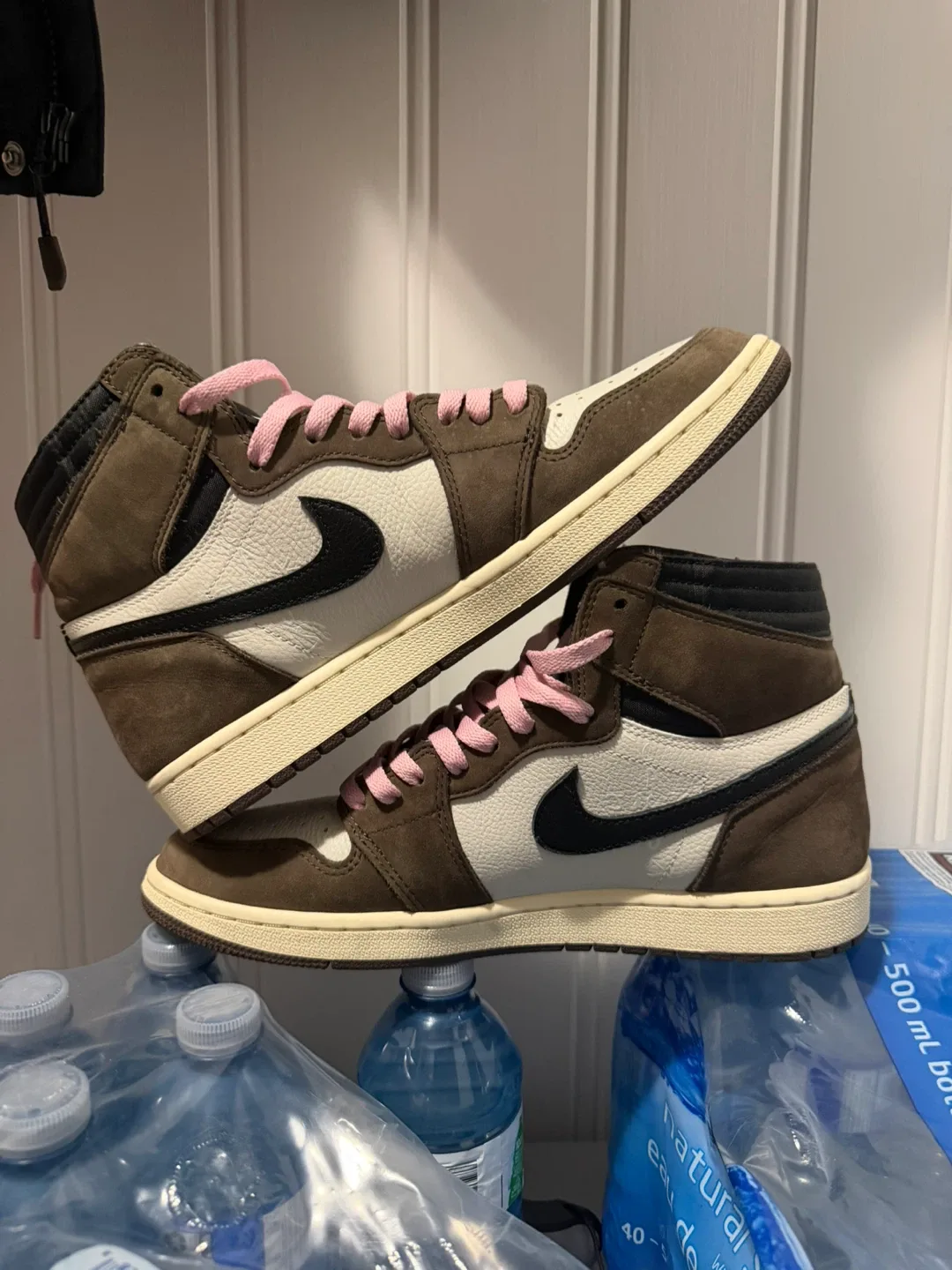 Jordan 1 x Travis Scott - Moha High - Size 9.5 Men image indicator(2)