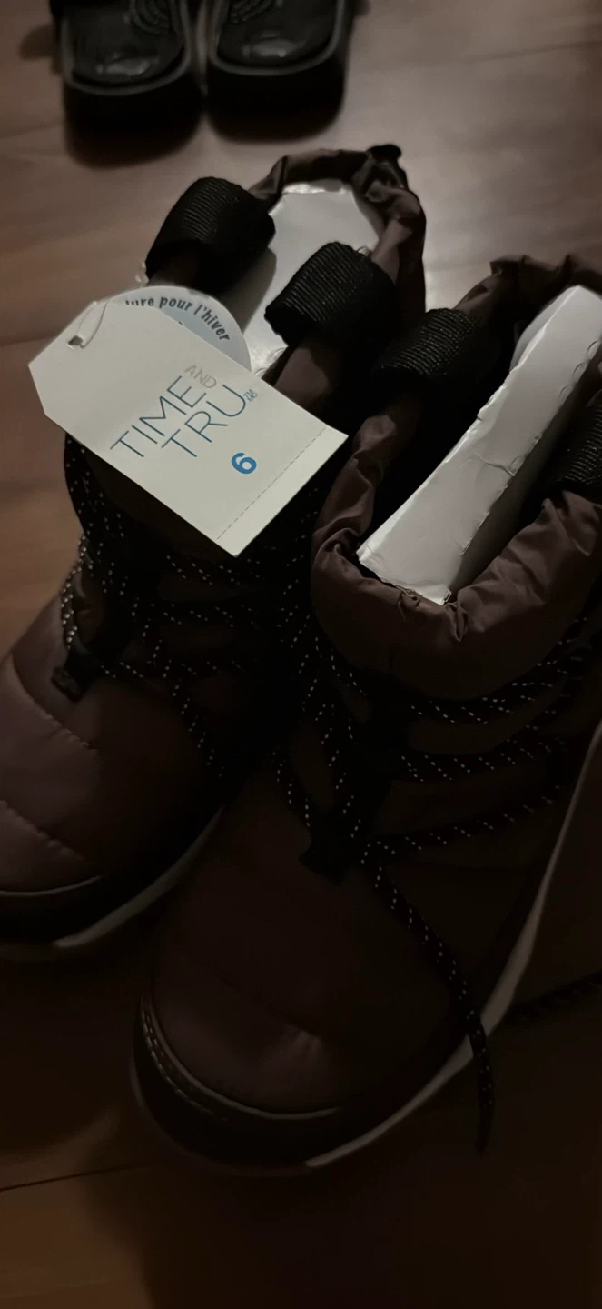 Time and Tru Winter Boots - Size 6