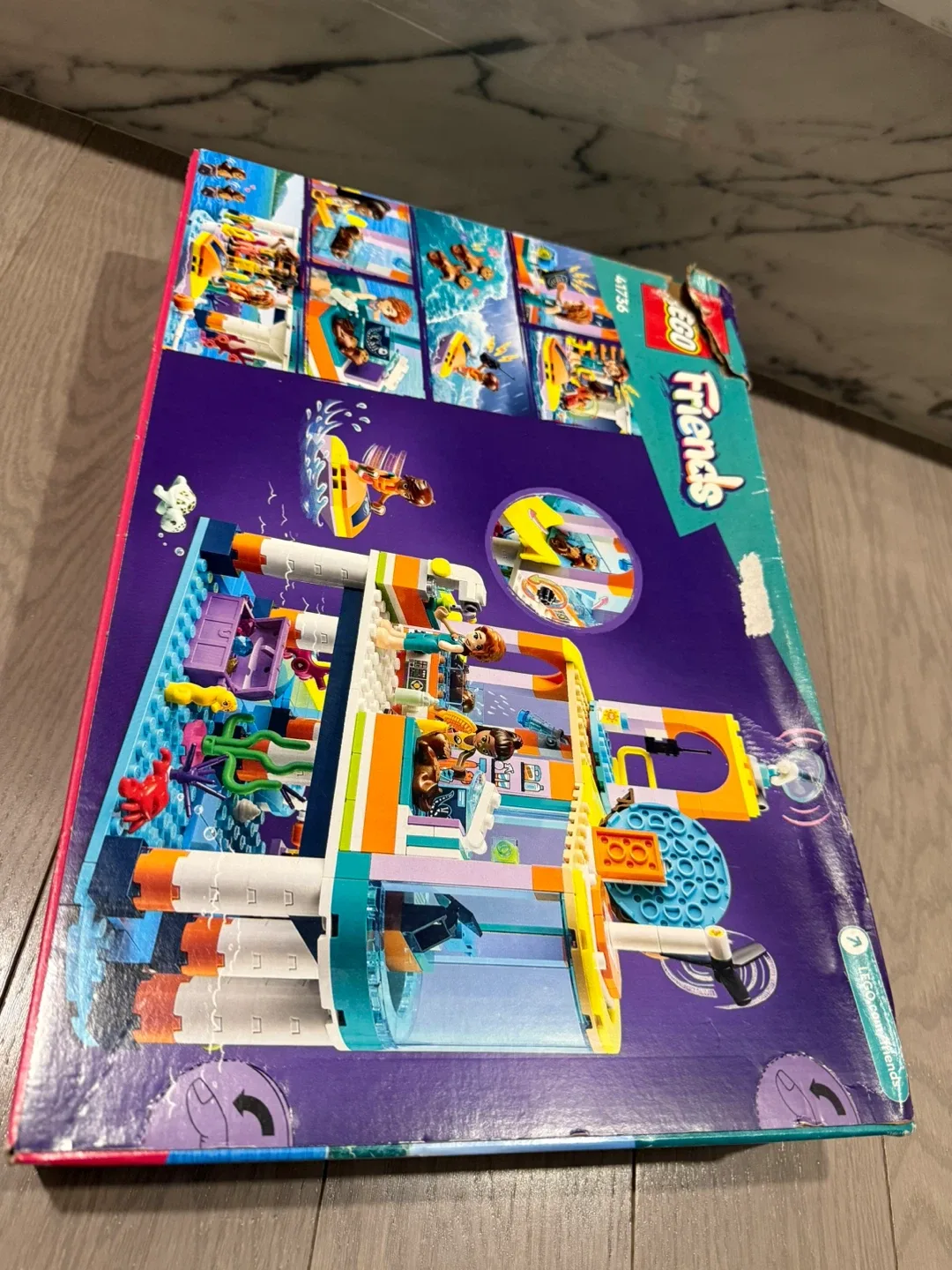 LEGO Friends 41736 Sea Rescue Center - 376 Pieces image indicator(2)