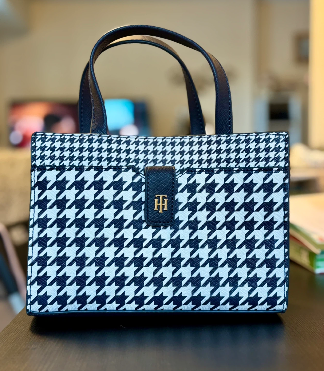 Tommy Hilfiger Mini Crossbody Bag